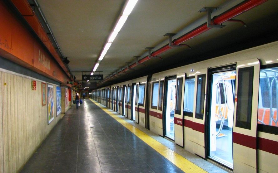 Metro A Roma